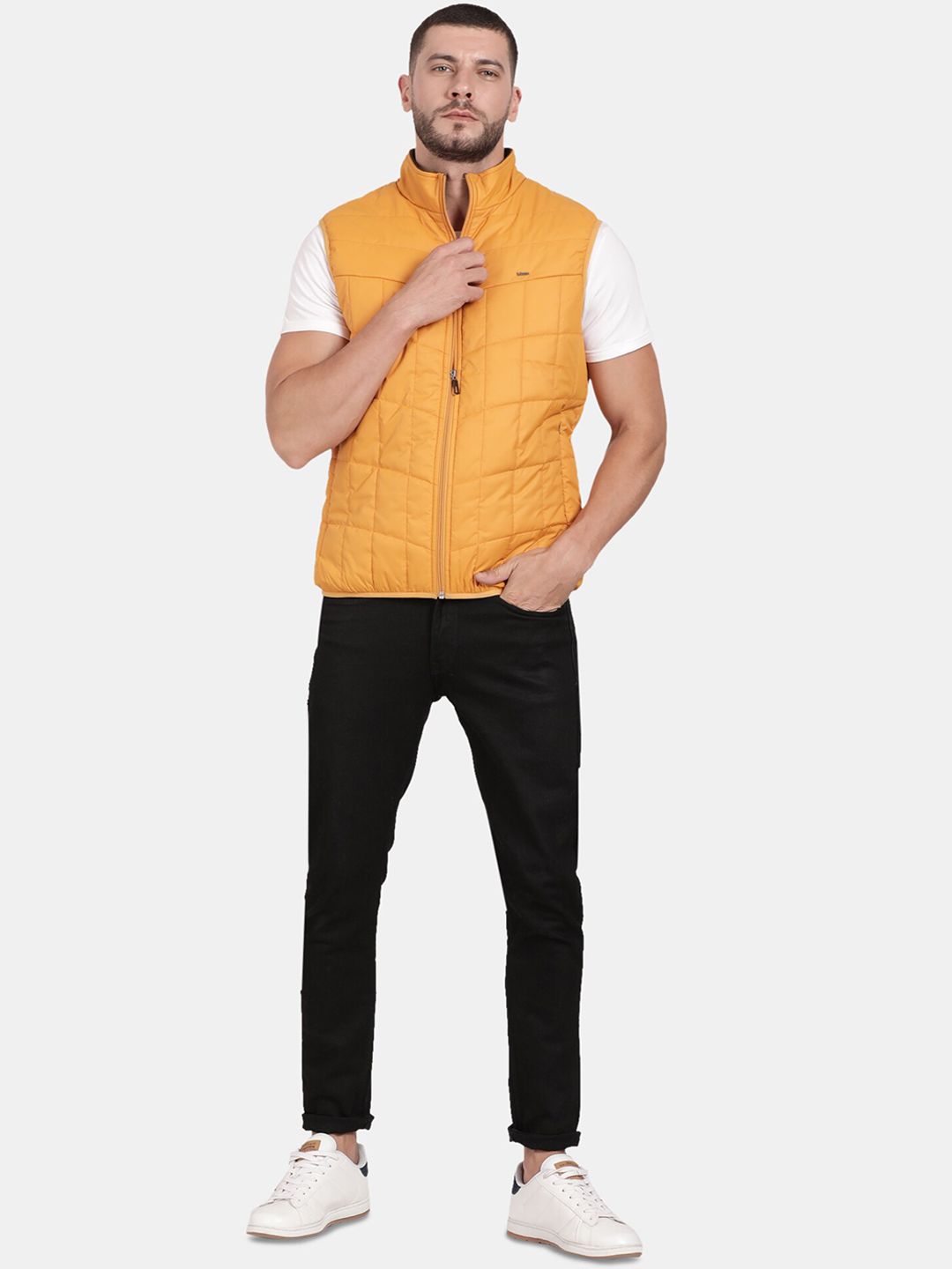 T-Base Sleeveless Puffer Jacket With Quilted Design And Polar Fleece Collar