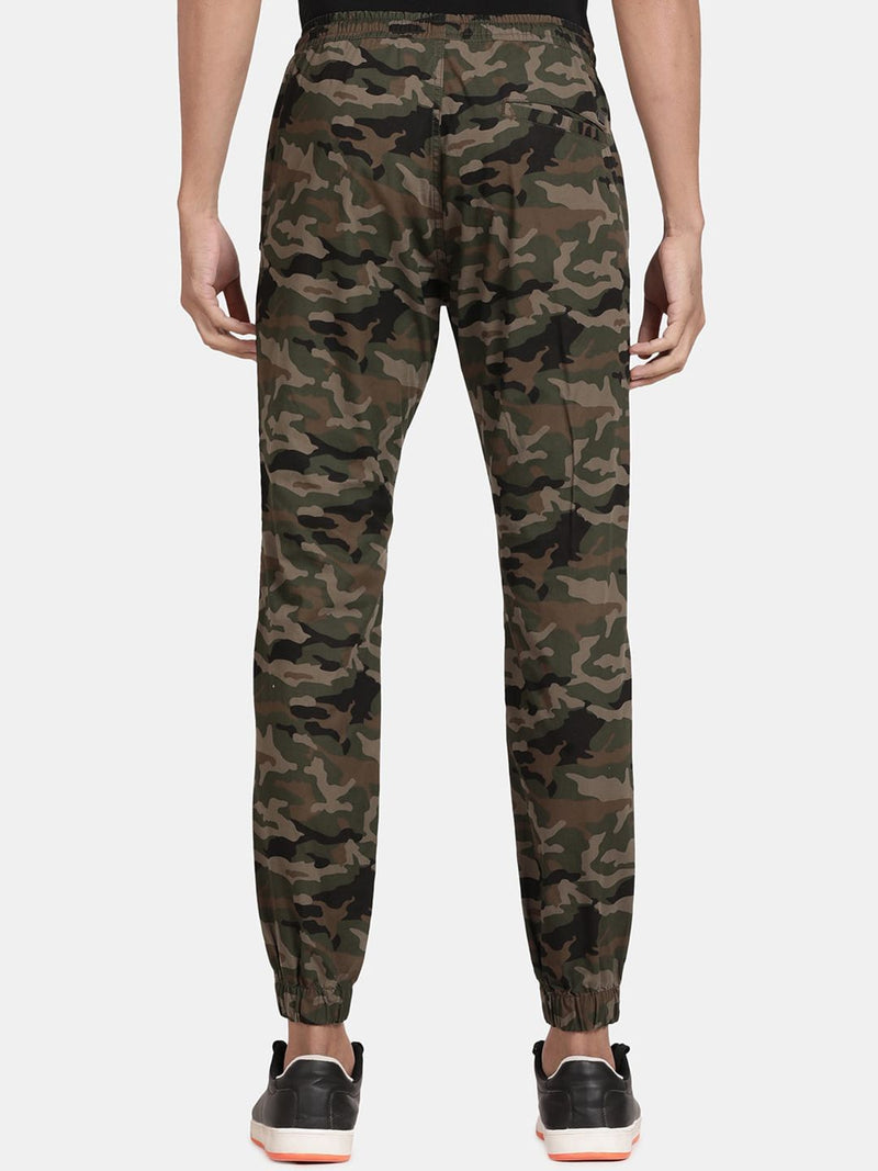 T-Base Men Camouflage Printed Cotton Joggers