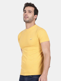 T-Base Men Yellow Solid Slim Fit Cotton T-Shirt