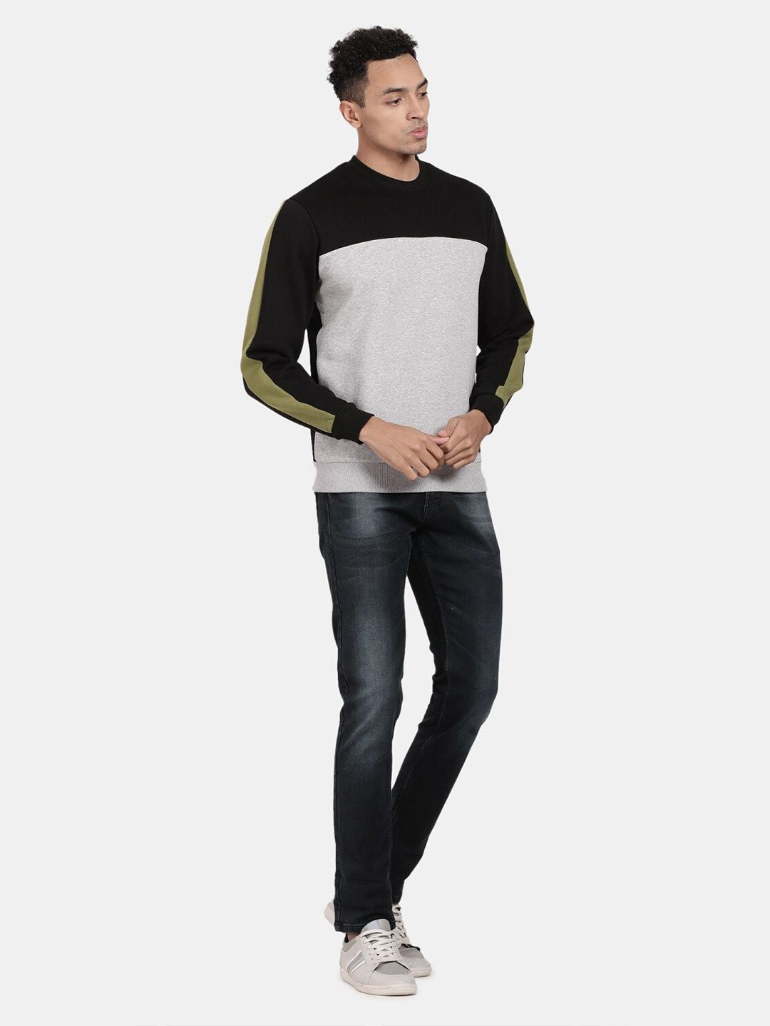 T-Base Men Colourblocked Sweatshirt