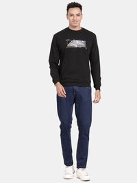 T-Base Graphic Printed Long Sleeves Pullover Sweatshirt