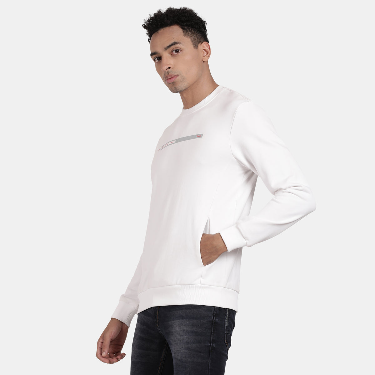 T-Base Round Neck Long Sleeve Sweatshirt