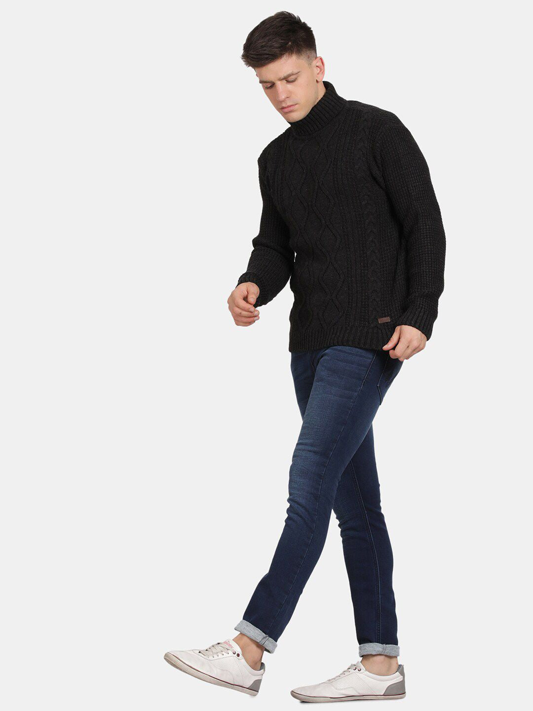 T-Base Cable Knit Self Design Turtle Neck Pullover Sweaters