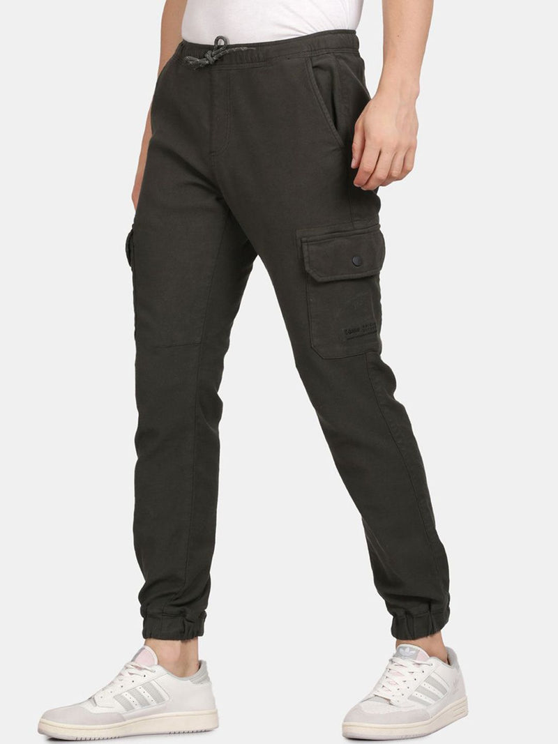 T-Base Men Mid-Rise Regular Fit Joggers Trousers