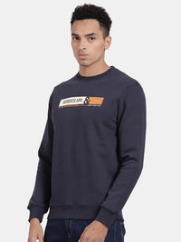 CREW NECK SWEATSHIRT WITH CHEST GRAPHIC