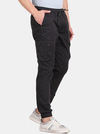 T-Base Men Regular Fit Mid-Rise Joggers Trousers