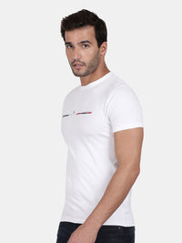 T-Base Men Off White Solid Slim Fit Cotton T-Shirt