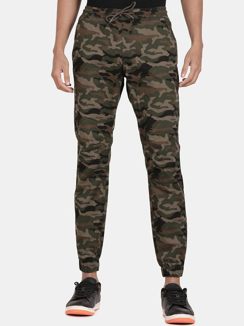 T-Base Men Camouflage Printed Cotton Joggers