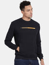 T-Base Round Neck Long Sleeve Sweatshirt