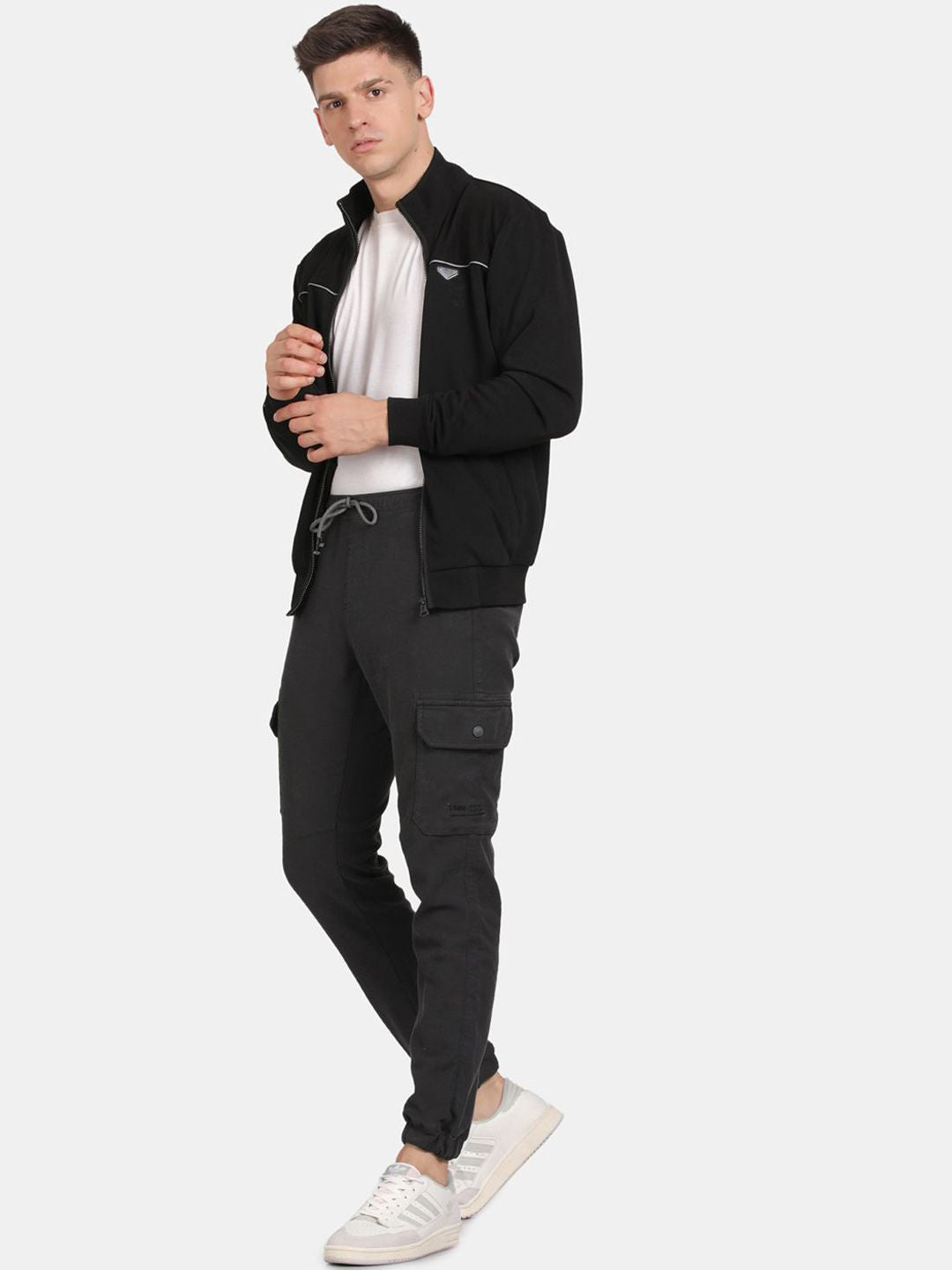 T-Base Men Mid-Rise Regular Fit Joggers Trousers