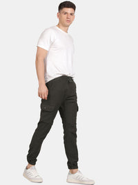 T-Base Men Mid-Rise Regular Fit Joggers Trousers