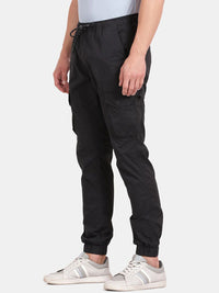 T-Base Men Regular Fit Mid-Rise Joggers Trousers