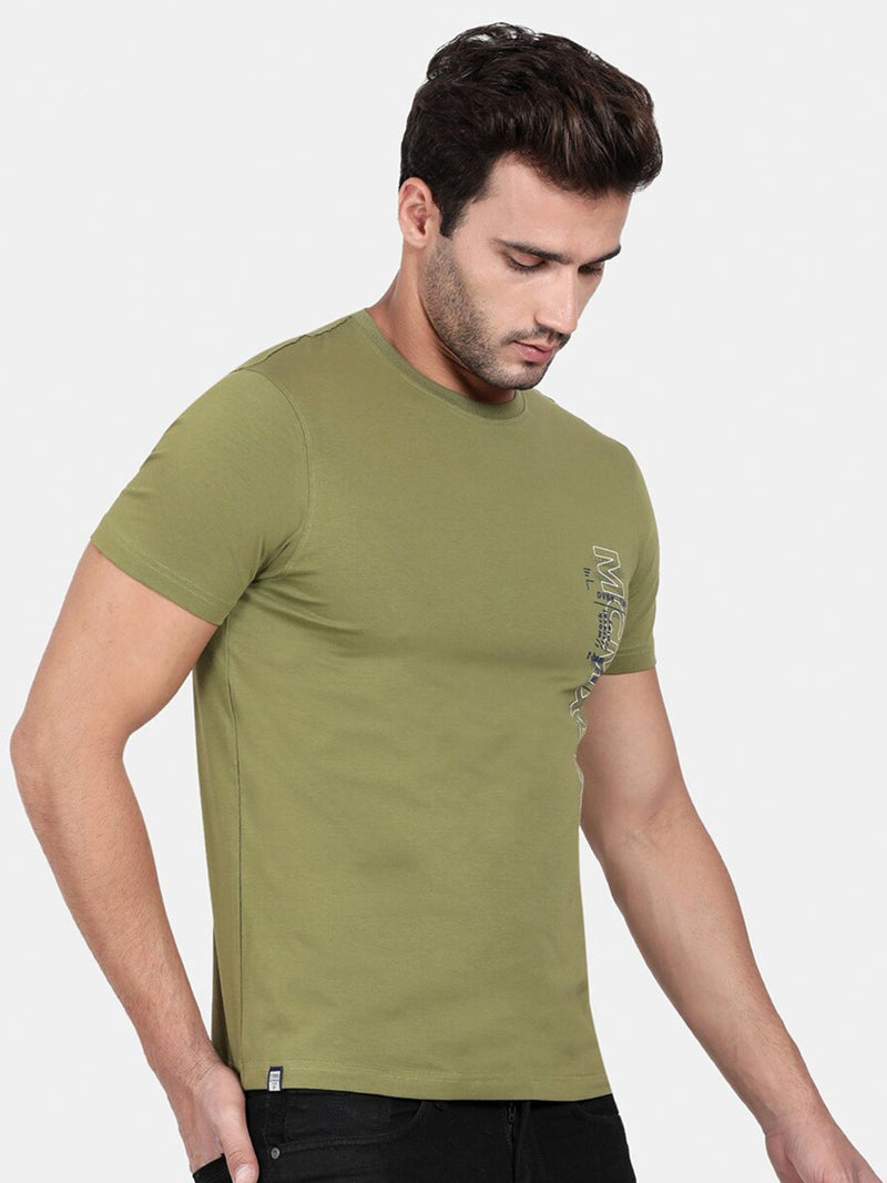 T-Base Men Green Typography Applique T-Shirt