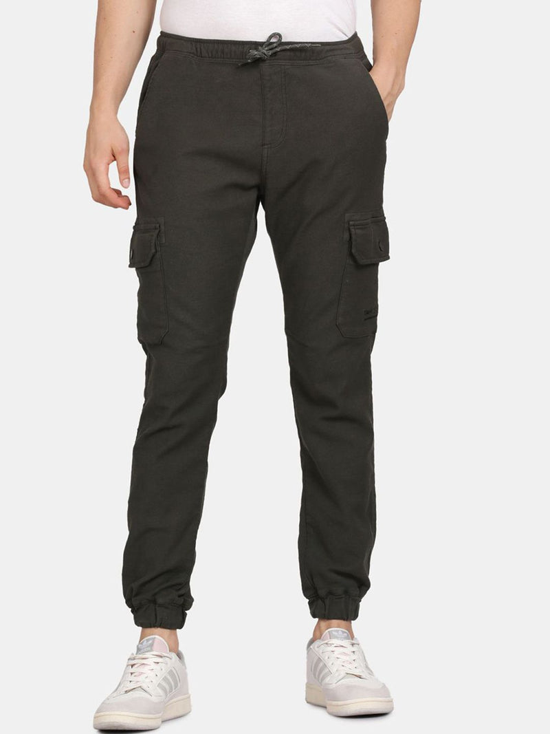 T-Base Men Mid-Rise Regular Fit Joggers Trousers